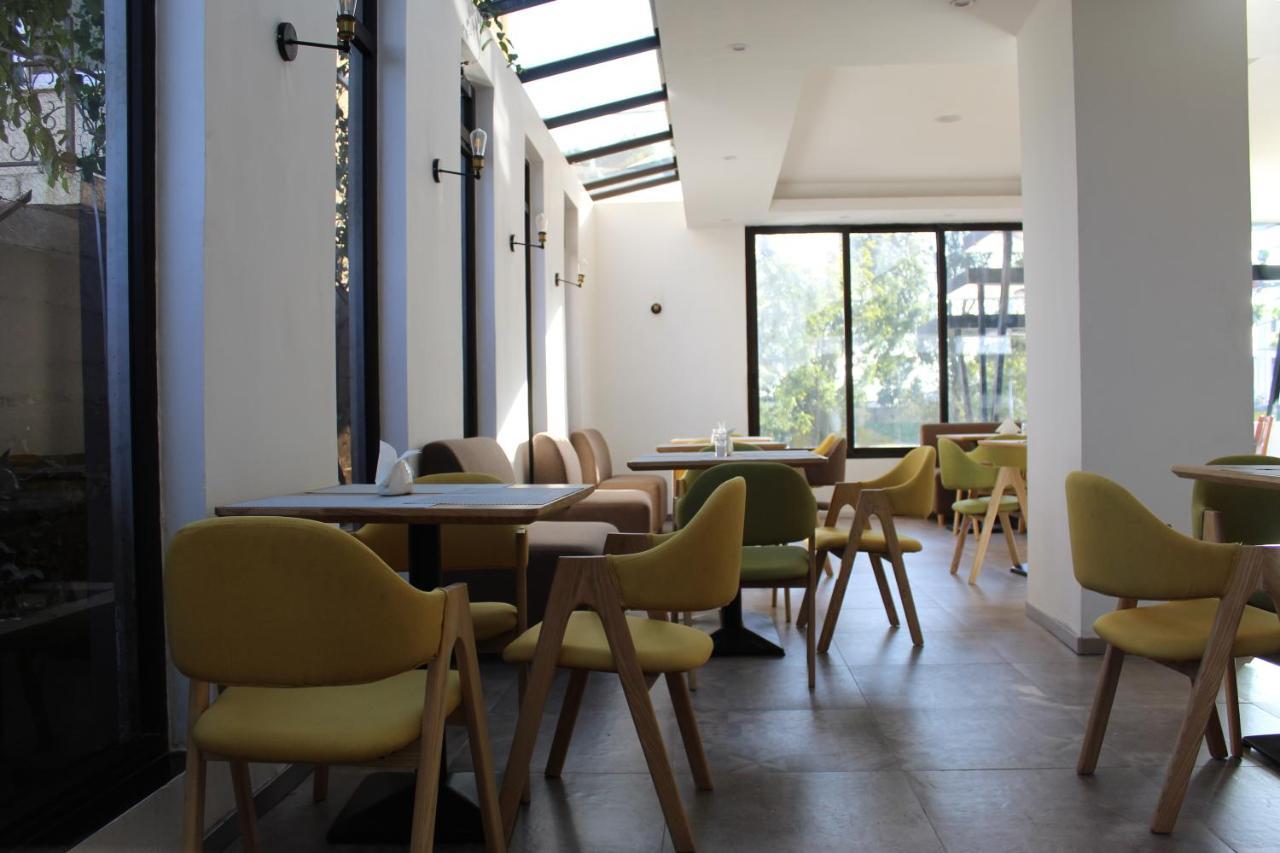 Cot Hotel Addis Ababa Dış mekan fotoğraf