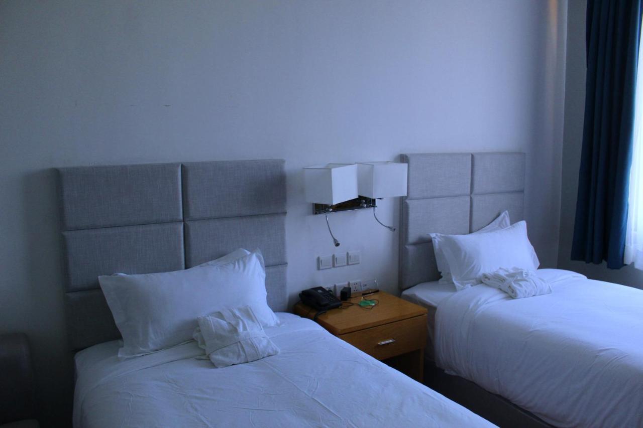 Cot Hotel Addis Ababa Dış mekan fotoğraf